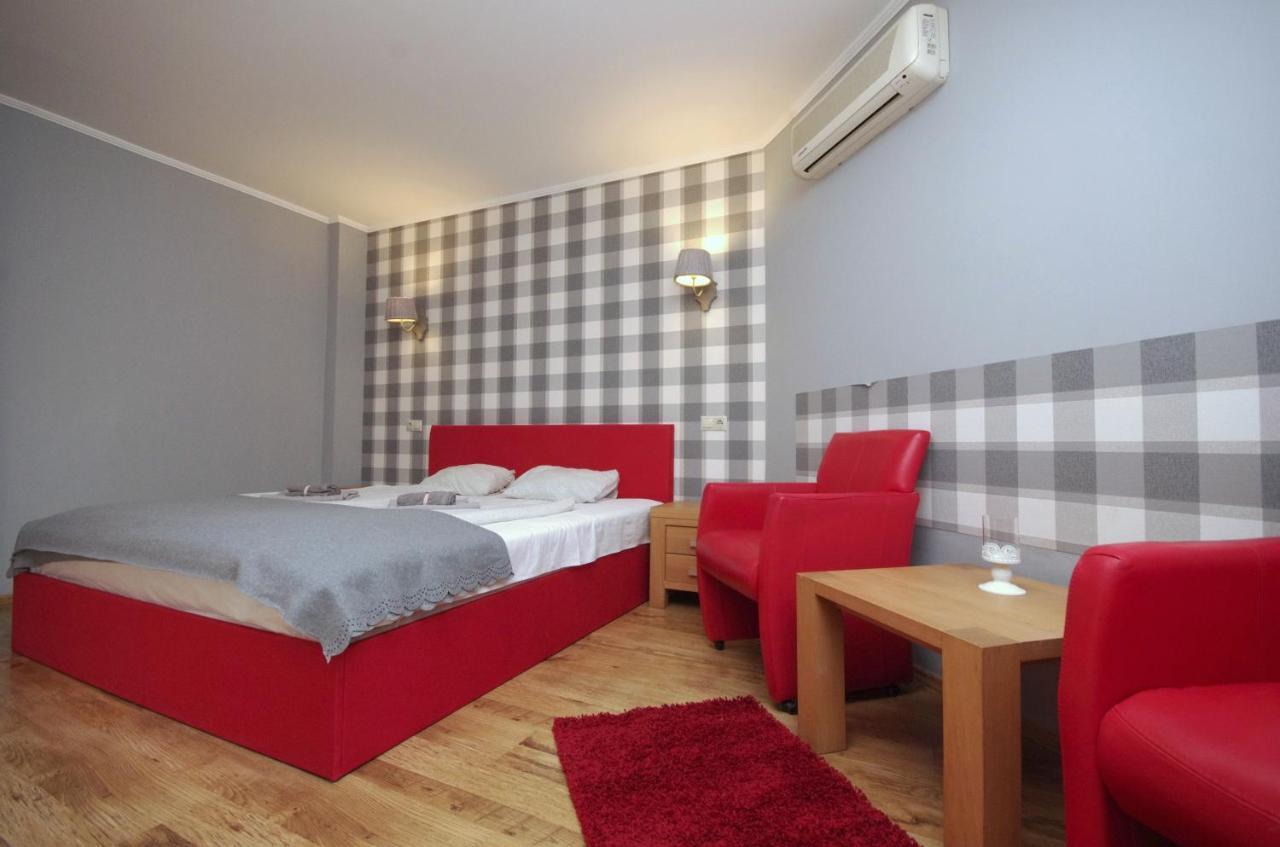 Guest House Romantika Panzio Gyula Dış mekan fotoğraf